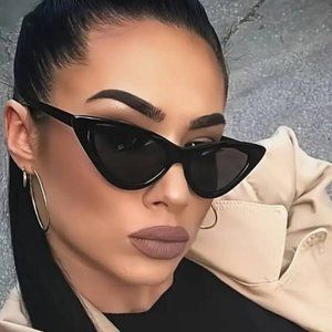 NEW Solid Black Trendy Boho Cat Eye Sunglasses Stylish Shades Sunnies Eyewear
